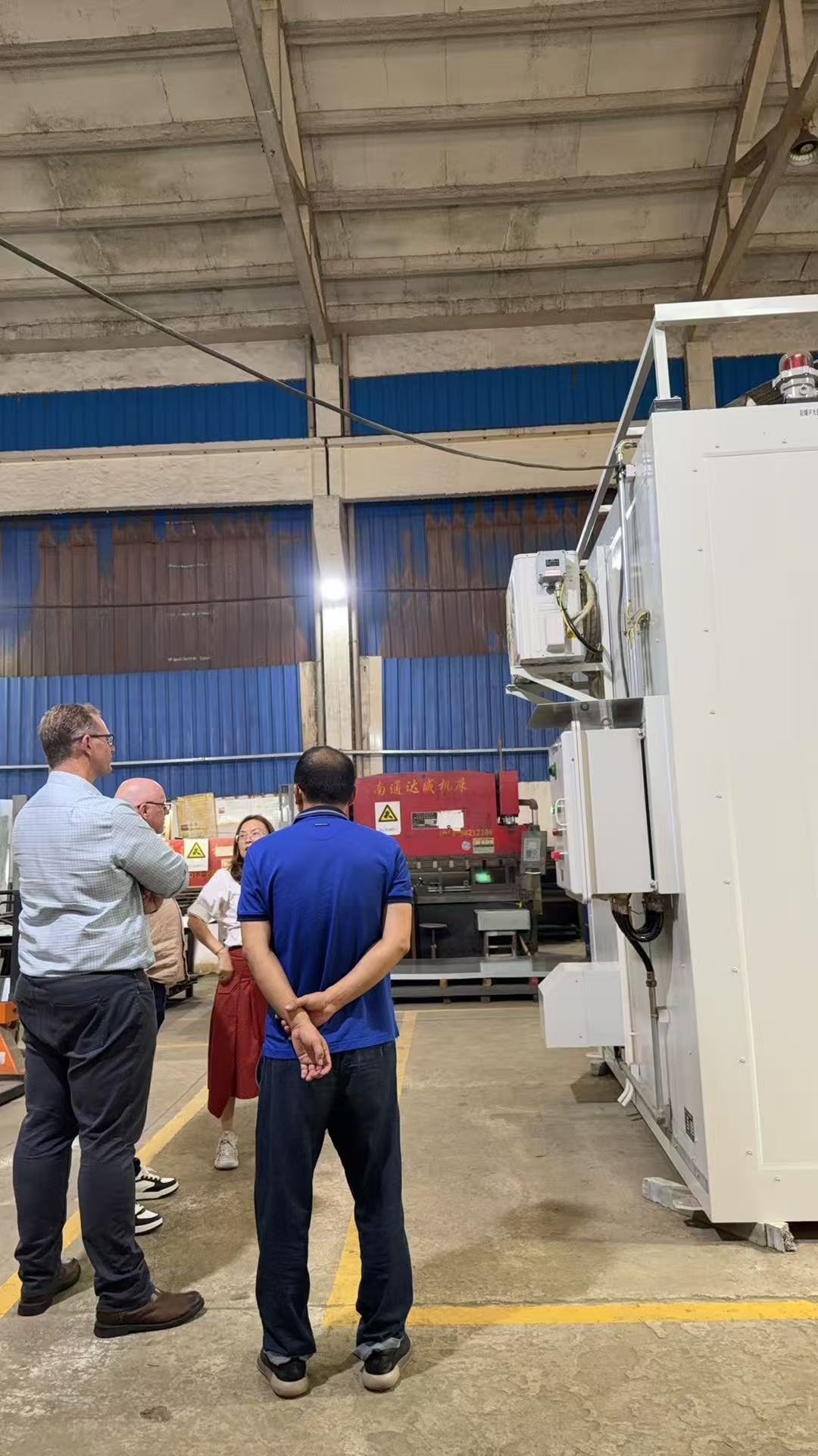 آخرین وبلاگ های شرکت در مورد Russian Client Visits Wuxi SUPER Factory to Inspect Hazardous Materials Safety Cabinets — Initial Cooperation Established